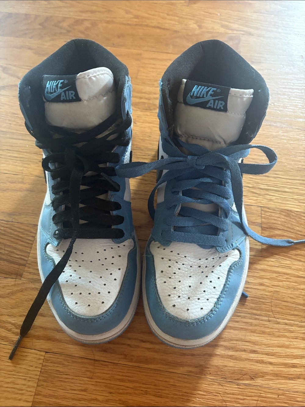 Nike Kids High-Top Sneakers in White and Light Blue